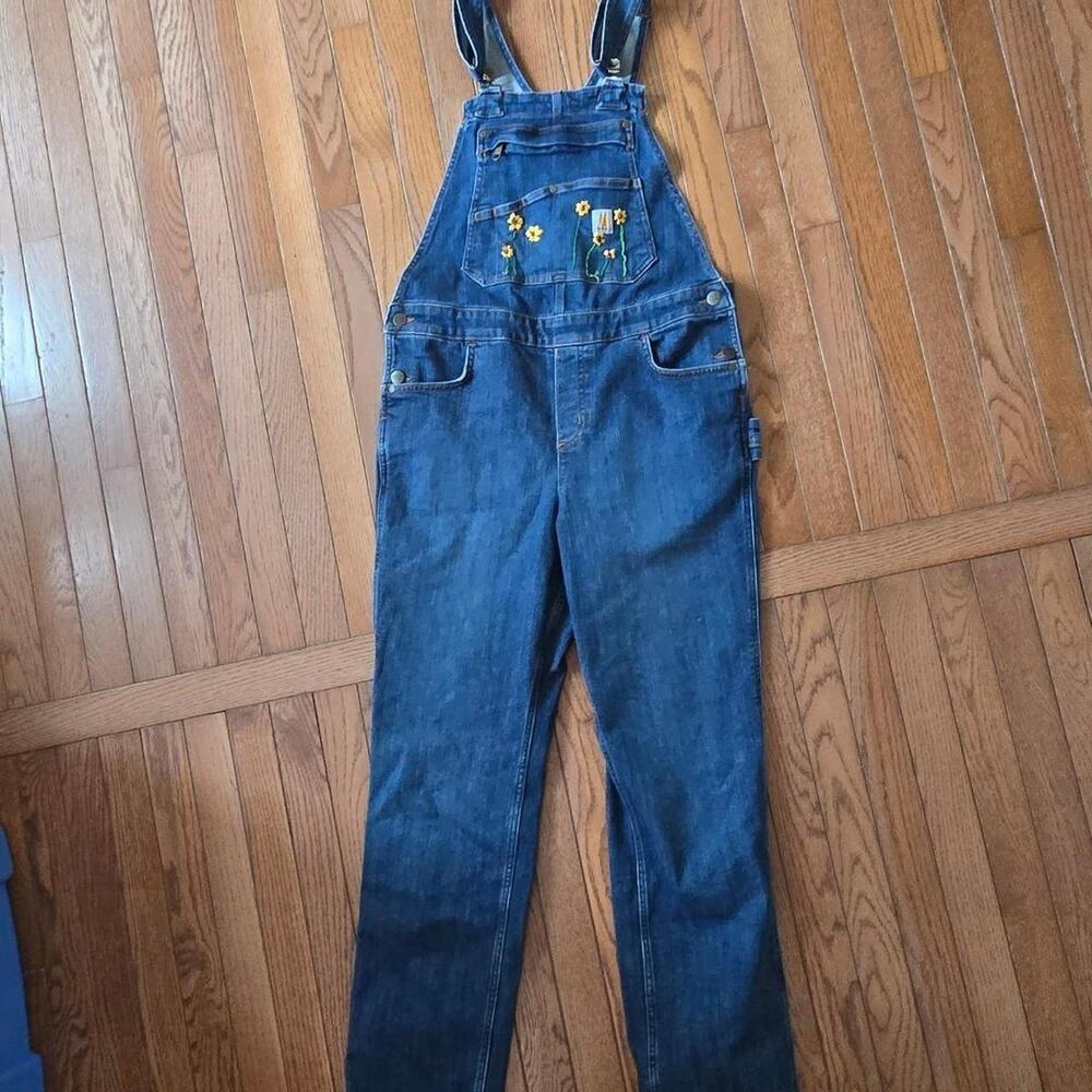 carhartt womens small Blue denim overalls with embroidered yellow flowers